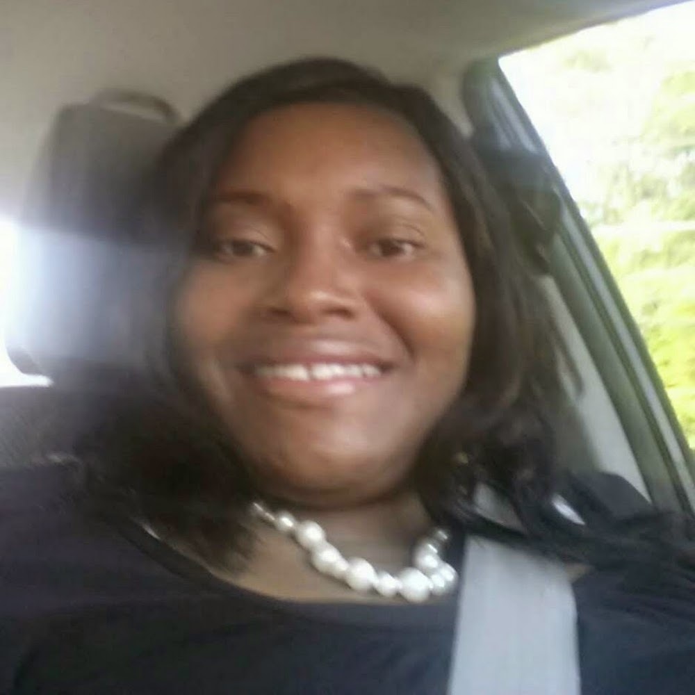 Meet your Posher, Lakisha